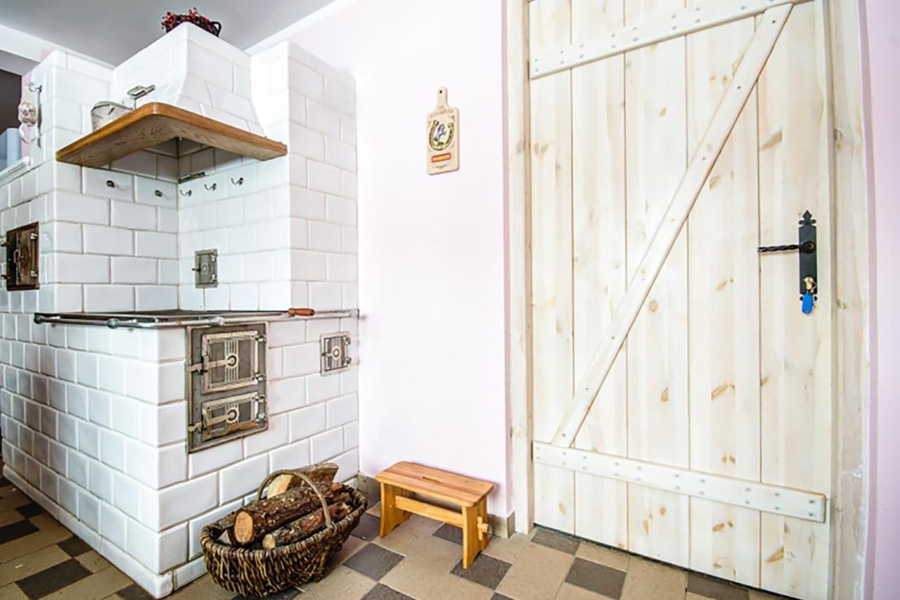 Dom Na Starym Goscincu Tiszyna Dubicze Cerkiewne Exterior foto